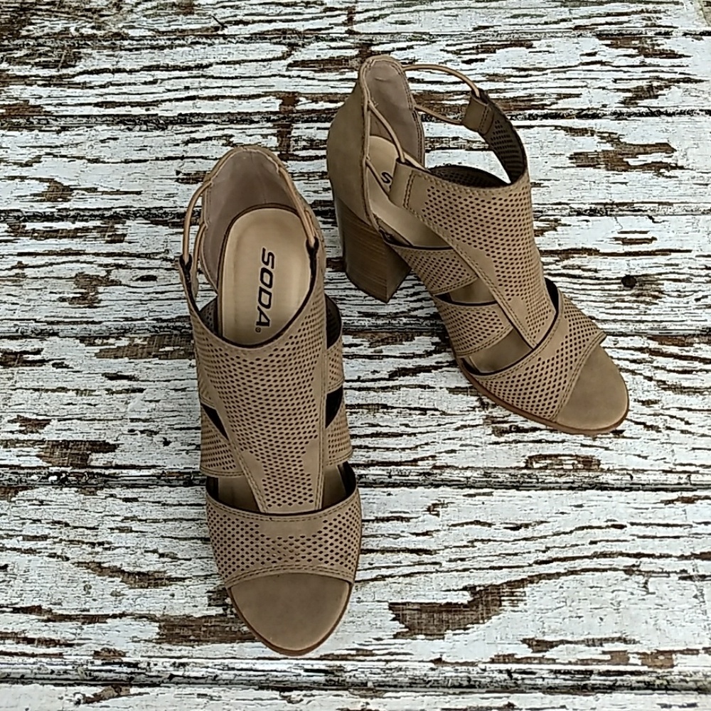 🌞HP🌞 Peep Toe Sandal Booties Sz 9 - Picture 7 of 7